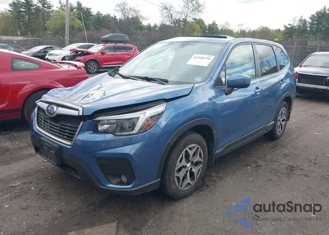 2021 Subaru Forester Premium z USA, uszkodzony, nr VIN JF2SKAJC5MH436675